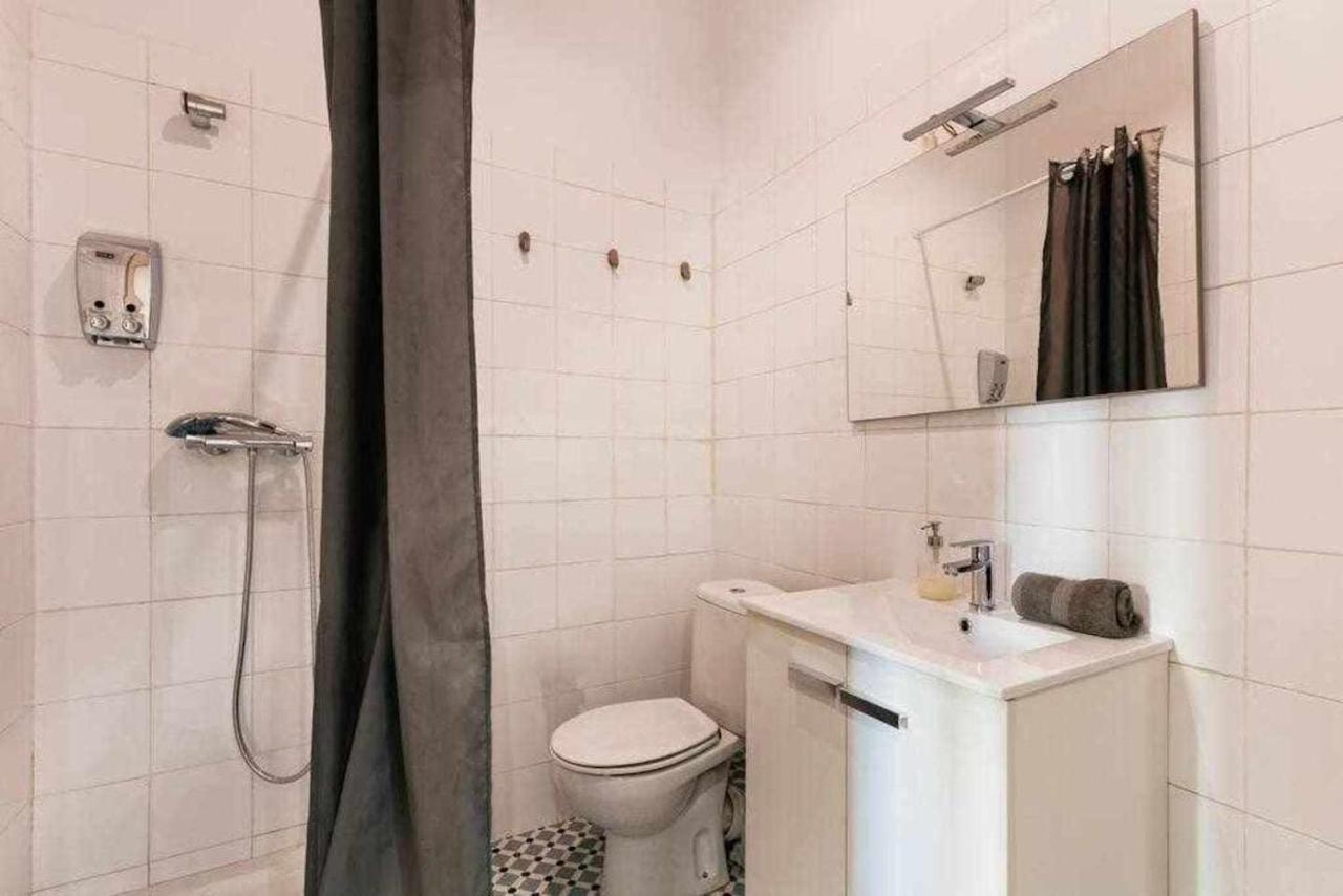 Cozy & Central Apartment Barcelona Exteriör bild