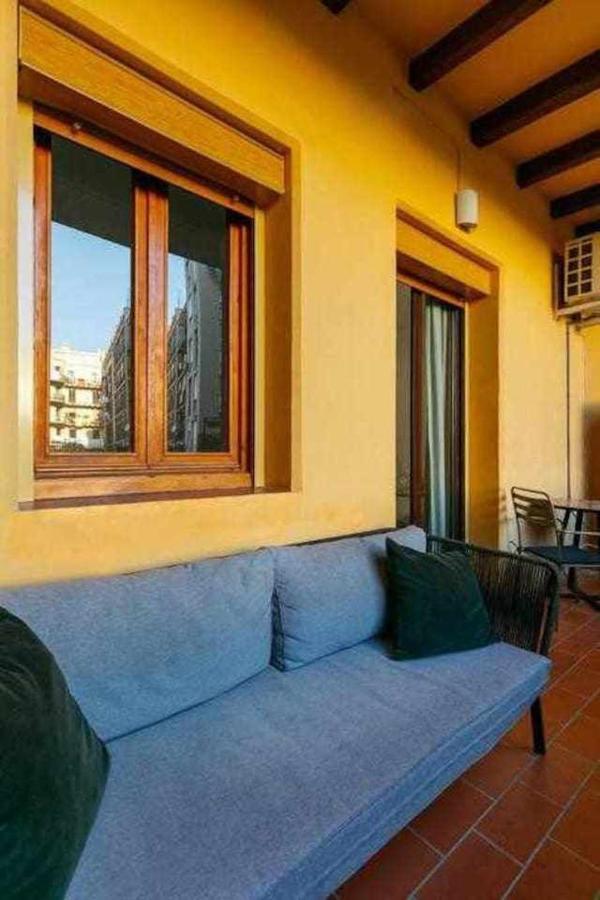Cozy & Central Apartment Barcelona Exteriör bild